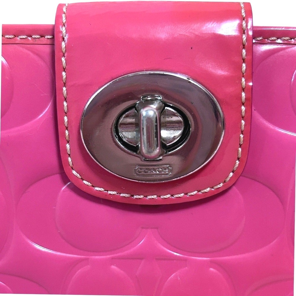 Coach Y2K Pink Patent Leather Signature C Embossed Silver Turnlock Medium Wallet - Picture 6 of 14